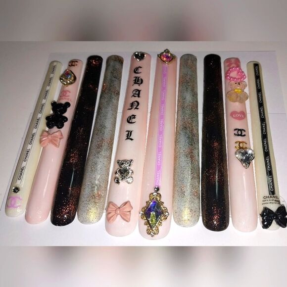 Hand crafted custom 5XL long acrylic press on nails sz Medium - Picture 8 of 8